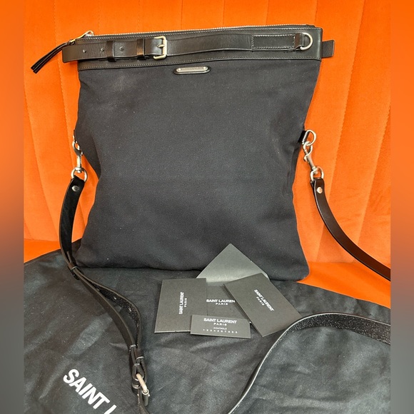 Authentic Saint Laurent - Picture 11 of 11